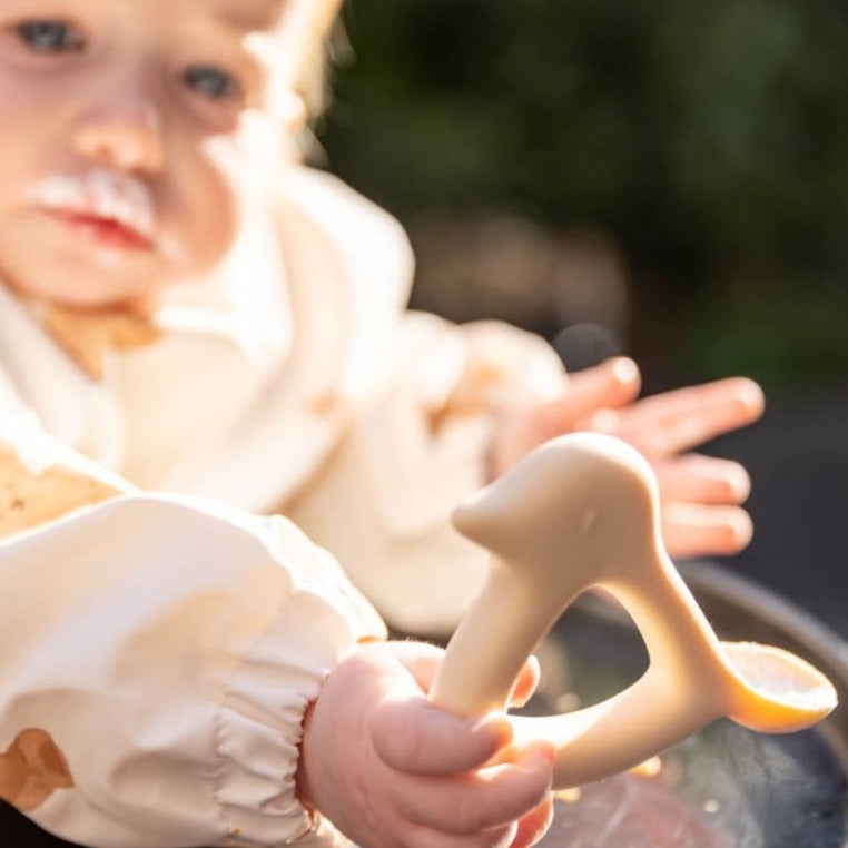 Bella de vogel - Helpt je kleintje veilig 'leren' eten